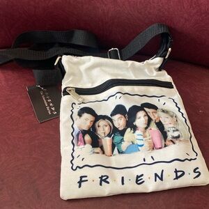 Friends purse / pouch